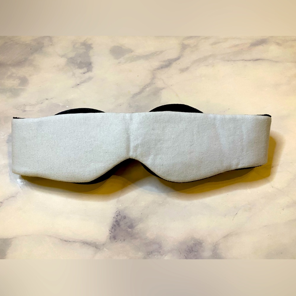 BluBlox - REMedy sleep eye mask.